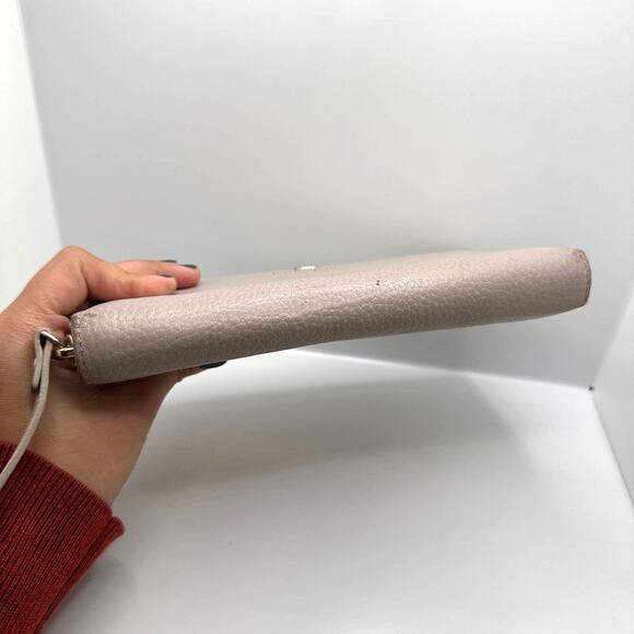 KATE SPADE New York Gray Soft Zip Around Accordion Wallet - Picture 3 of 8